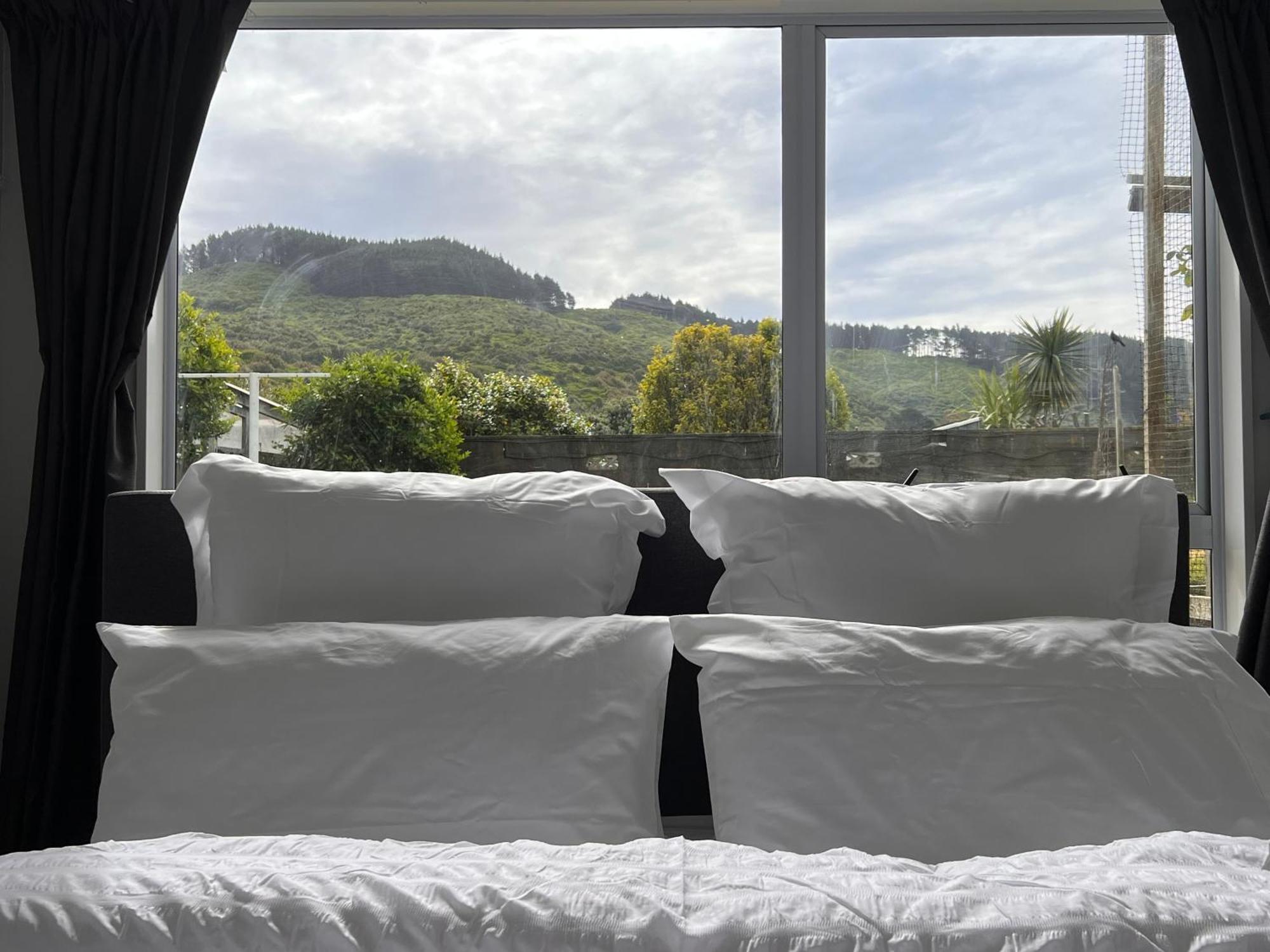 Hill View Abode Tawa Lägenhet Wellington Exteriör bild